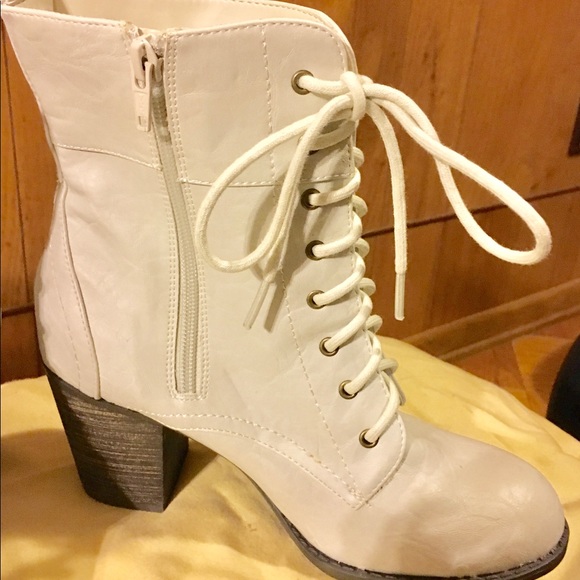 Shoes - Ivory Lace up Ankle Boots